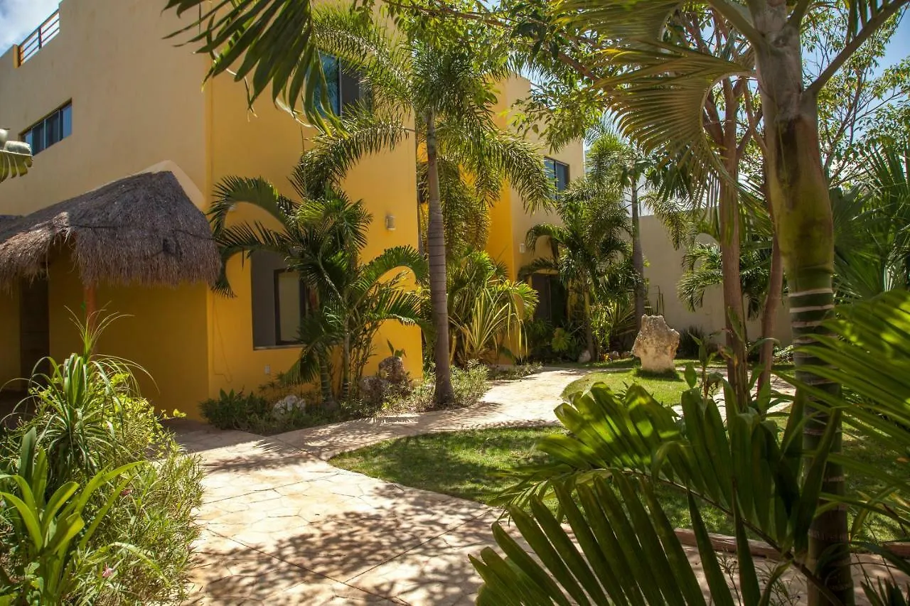 Beautiful Private Villa For 16 Pax With Garden, Bbq And Pool, Playa Del Carmen Mexico