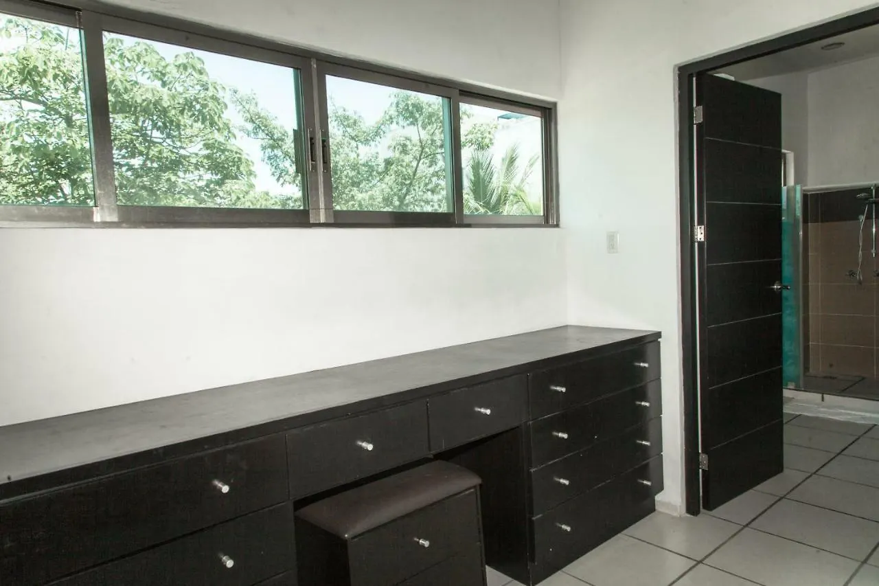 Beautiful Private Villa For 16 Pax With Garden, Bbq And Pool, Playa Del Carmen 0*,  Mexico