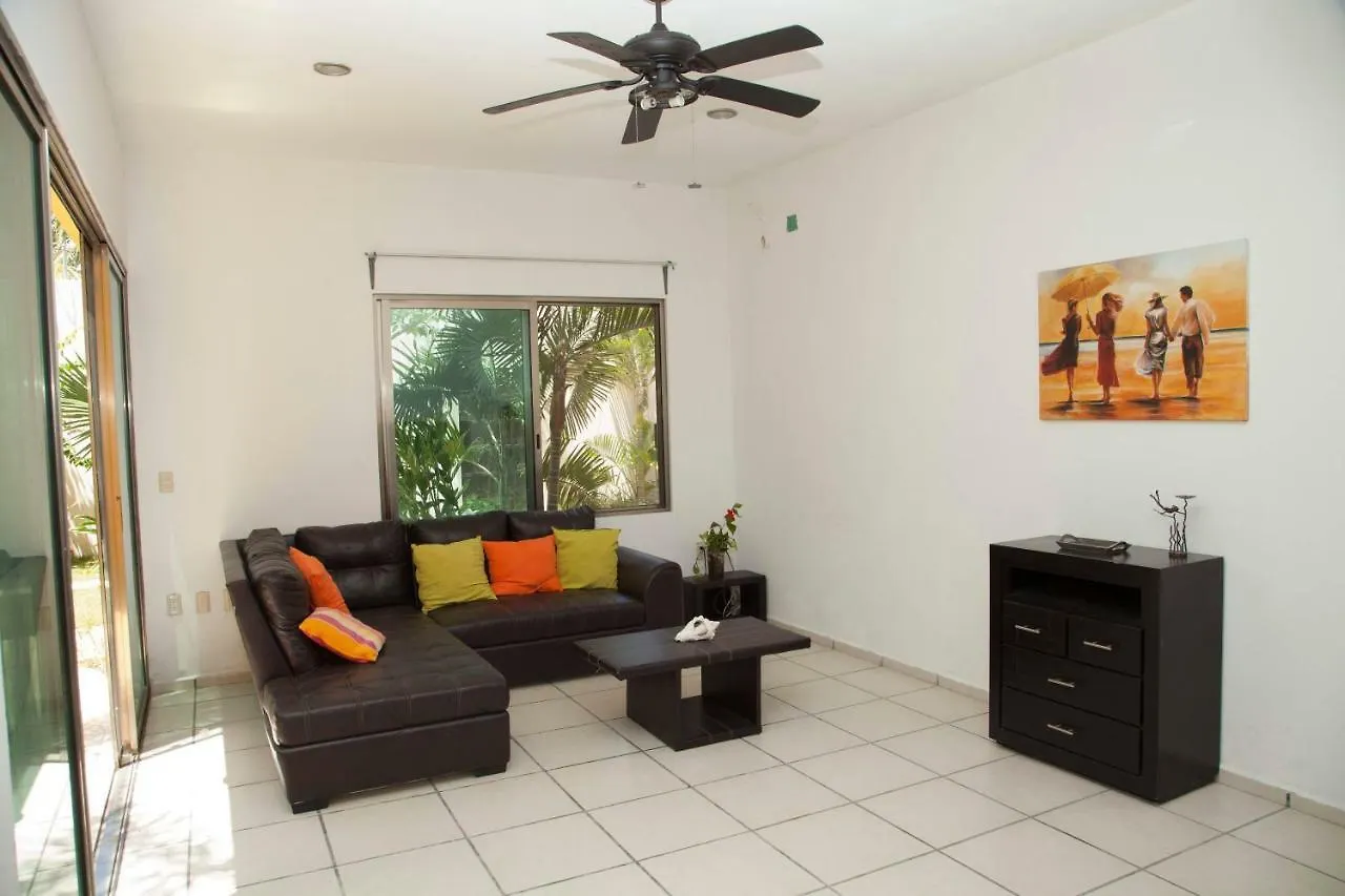 Beautiful Private Villa For 16 Pax With Garden, Bbq And Pool, Playa Del Carmen 0*,